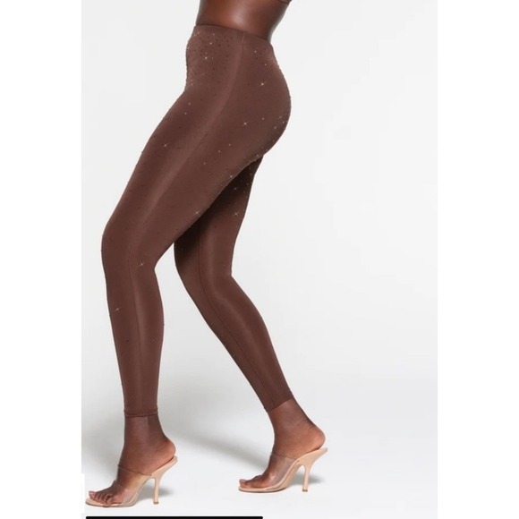 SKIMS SWAROVSKI CRYSTAL JELLY SHEER‎ LEGGING COCOA XS NWT LIMITED EDITION - Picture 3 of 9